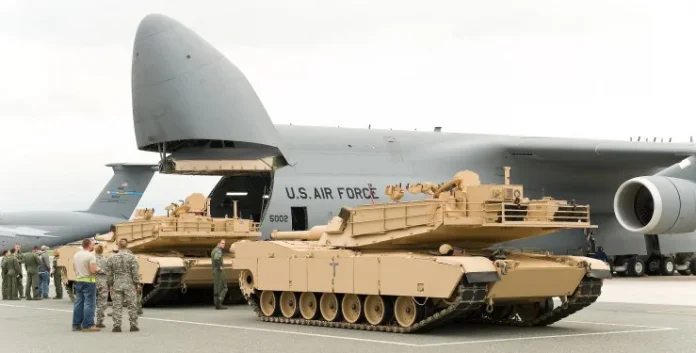 Американські танки Abrams і нові моделі Leopard дедалі частіше ховають у тилу через зміну стратегії їх застосування