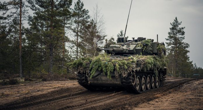 Латвія передасть Україні партію броньовиків CVR(T): що це за машини