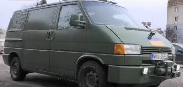 Латвія вилучає автомобілі з білоруською реєстрацією та передає їх ЗСУ: що відомо