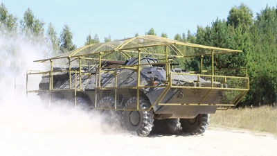 Білорусь стягнула до українського кордону вразливу техніку: що відомо 
