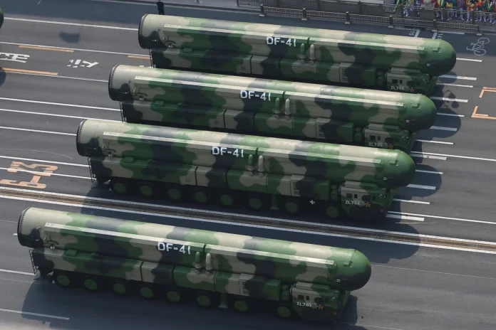 DF-41 ICBM TEL на параді, 2019-го року (Джерело фото: PLA)