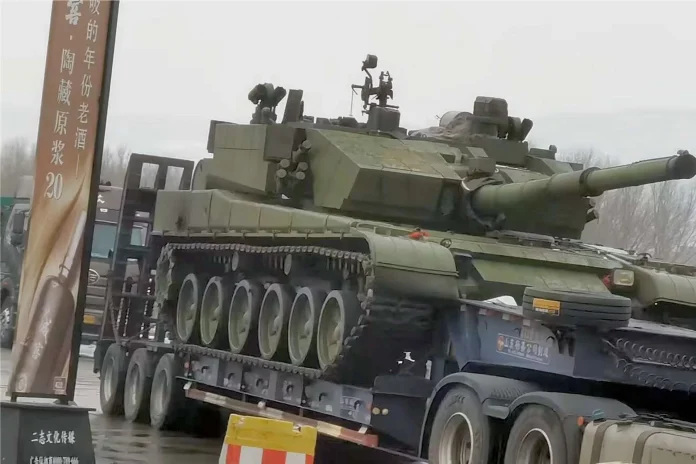 Китай модернізував свій найдосконаліший танк ZTZ-99