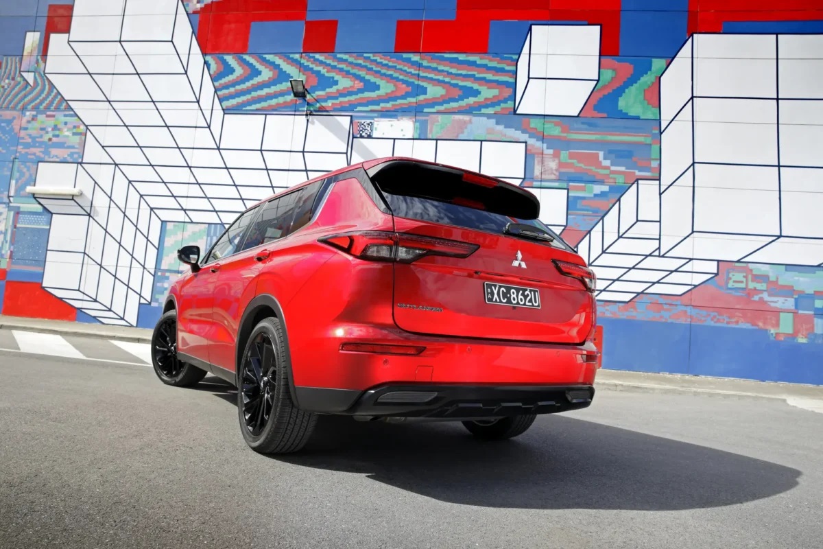 Лідер рейтингу Mitsubishi Outlander