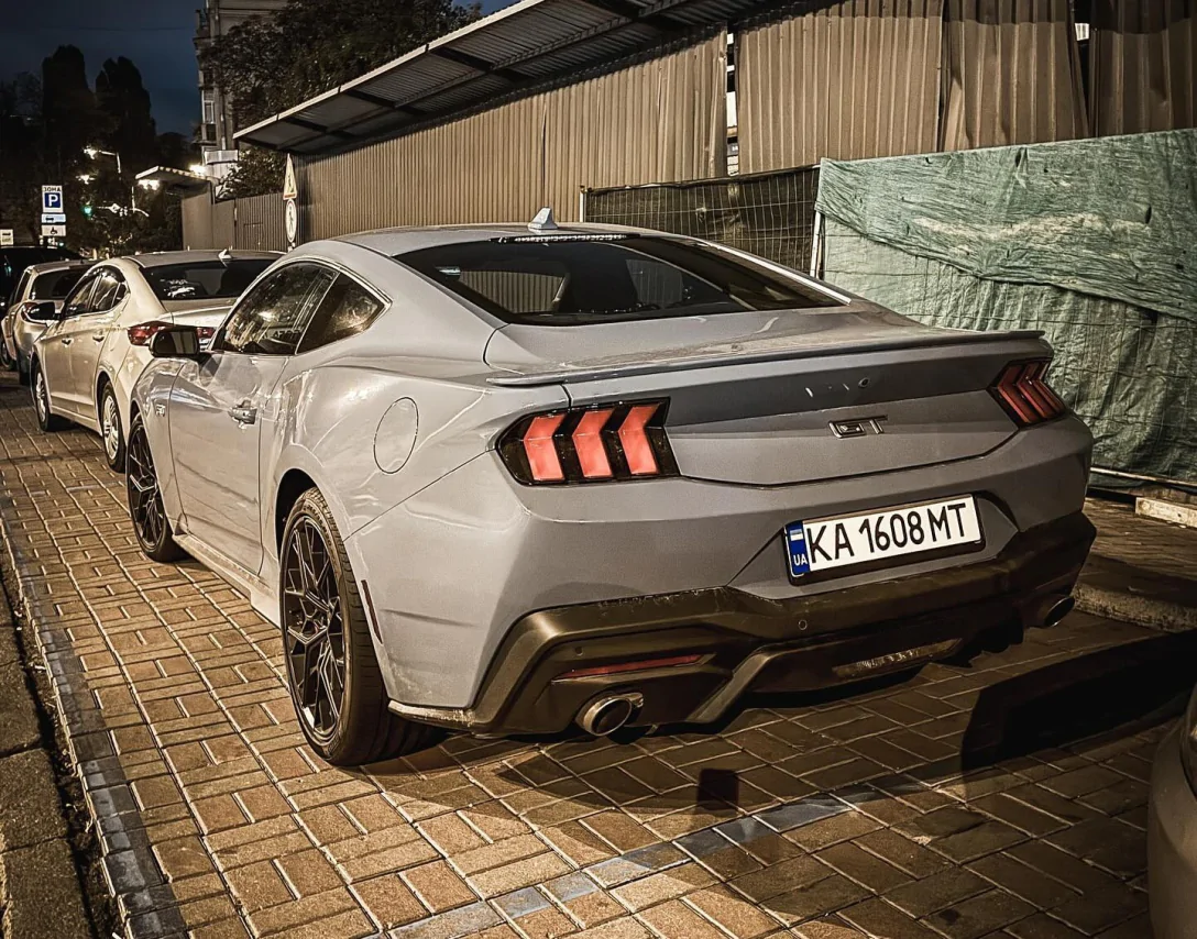 У Києві помічено новітню версію Ford Mustang