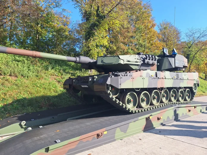 Танк Leopard із ізраїльською системою захисту Trophy