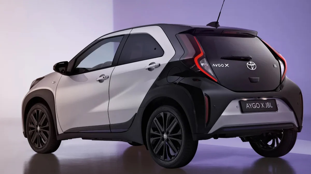Кросовер Toyota Aygo X Cross