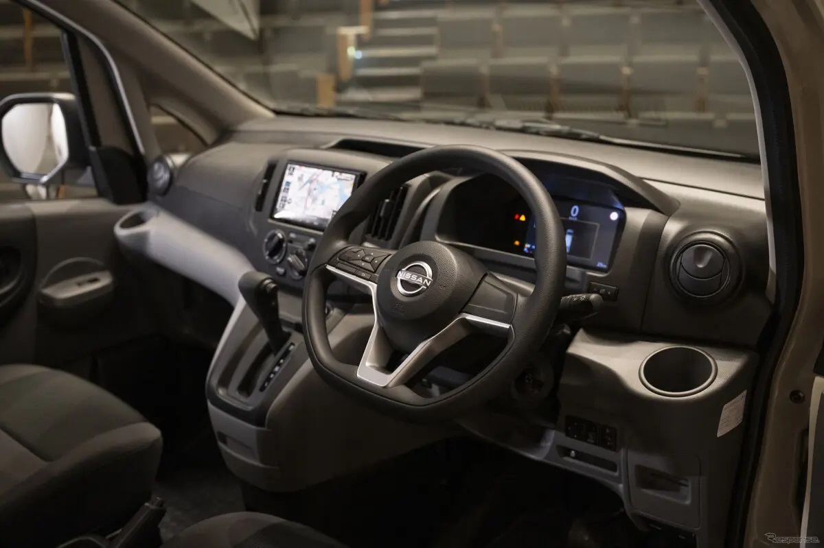 Nissan NV200