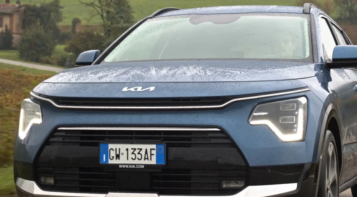 Новий кросовер Kia - Niro Tri-Fuel