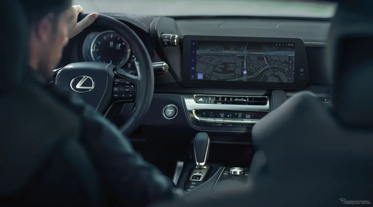 Салон Lexus LC500 Convertible