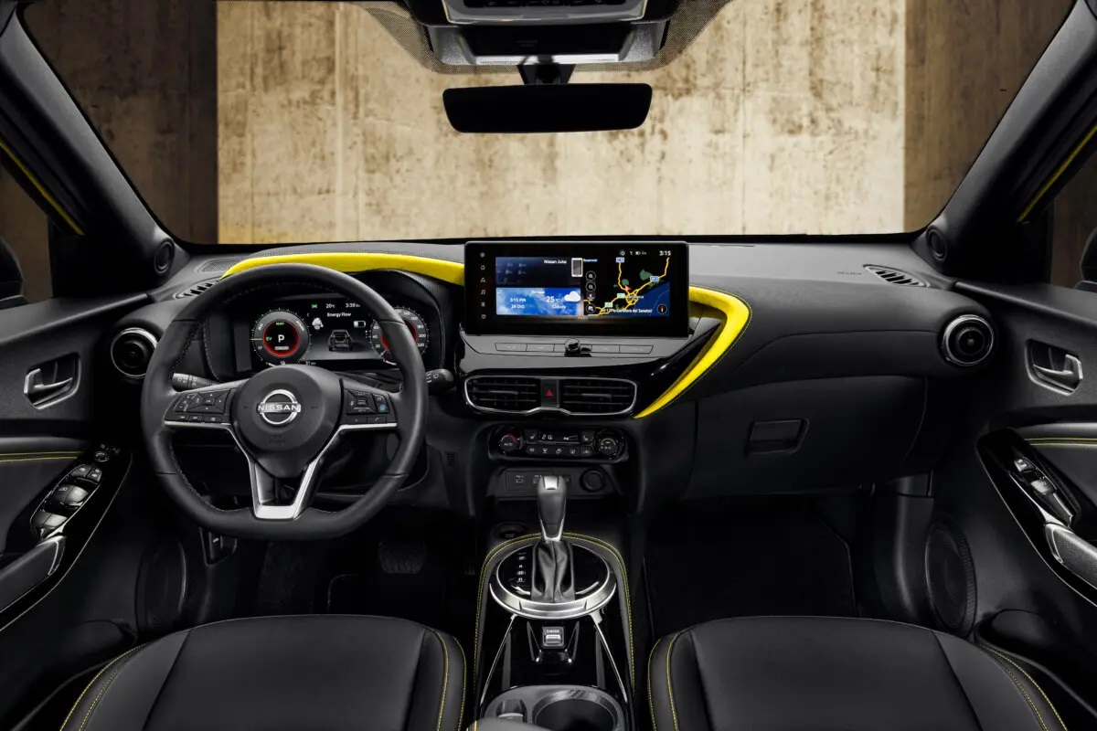 Салон Nissan Juke