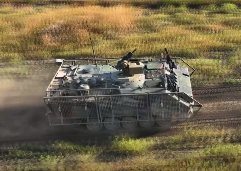 Українські бронетранспортери YPR-765 отримали австралійські бойові модулі EOS з кулеметами, гарматами, гранатометами і "Джавелінами"
