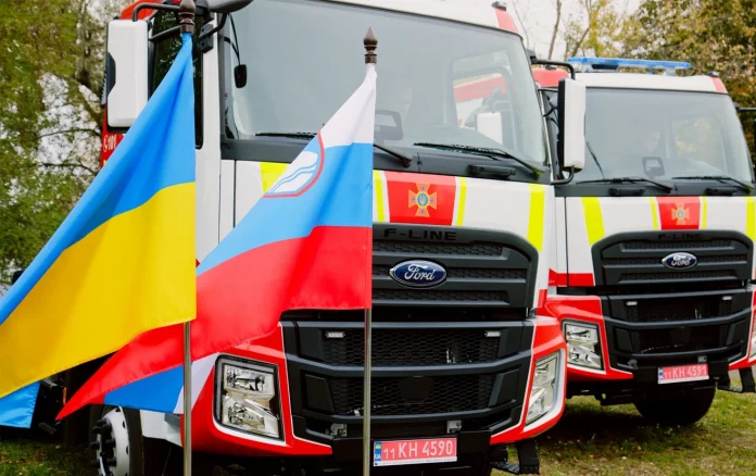 Україна отримала нову партію техніки для розмінування від Словенії