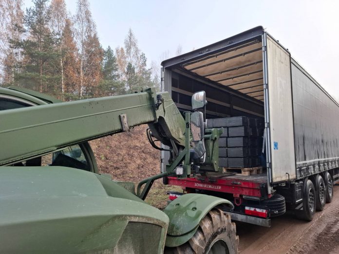 Литва передала Україні чергову партію допомоги для ЗСУ, зокрема запчастини до бронетранспортерів М113