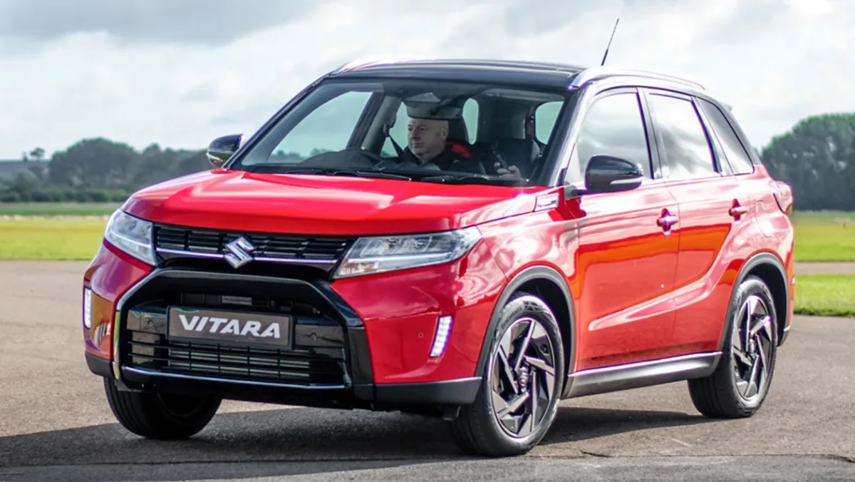 На ринок вийшла оновлена __Suzuki Vitara 2025