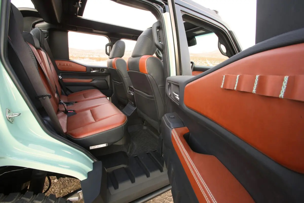 Салон Land Cruiser Prado ROX
