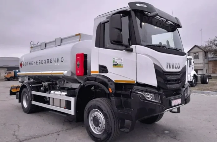 Перший автопаливозаправник на шасі IVECO T-Way 4x4 виготовлений в Україні