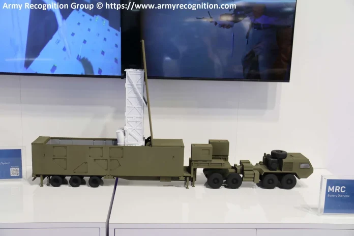 Масштабна модель системи середньої дальності (MRC) від Lockheed Martin, представлена ​​на виставці Euronaval 2024