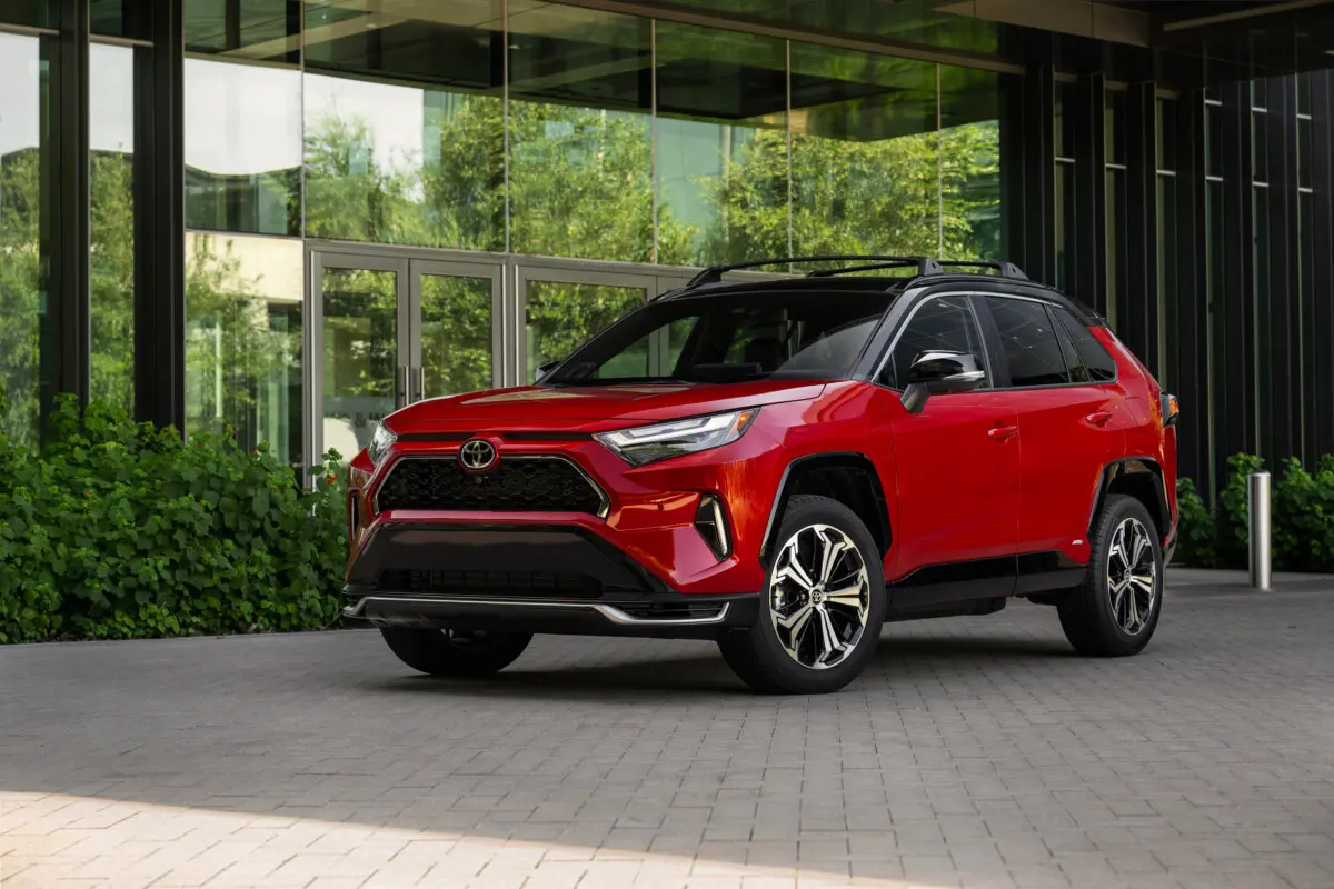 Актуальний RAV4