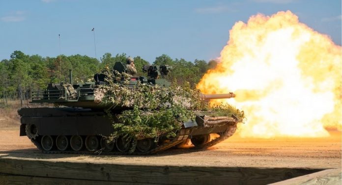 Український танк Abrams витримав удари 10-и російських дронів