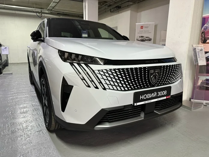 Новий Peugeot 3008