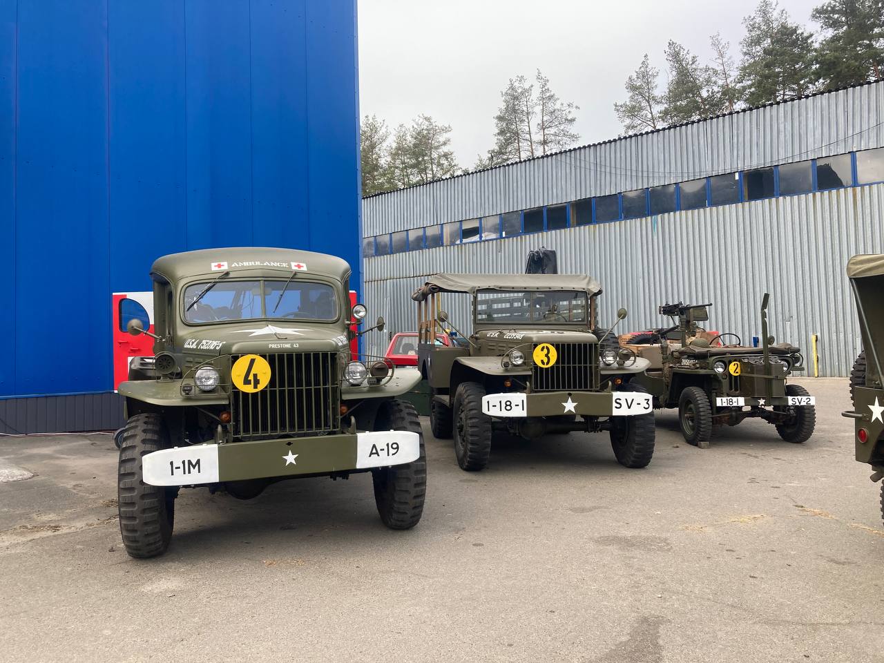 Автомобілі Old Car Land