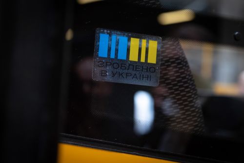 Ракета зруйнувала цех ЗАЗу, але завод продовжує працювати