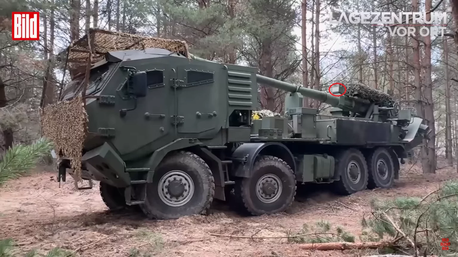 Артилеристи 44-ї бригади ЗСУ отримали нову версію САУ "Богдана"