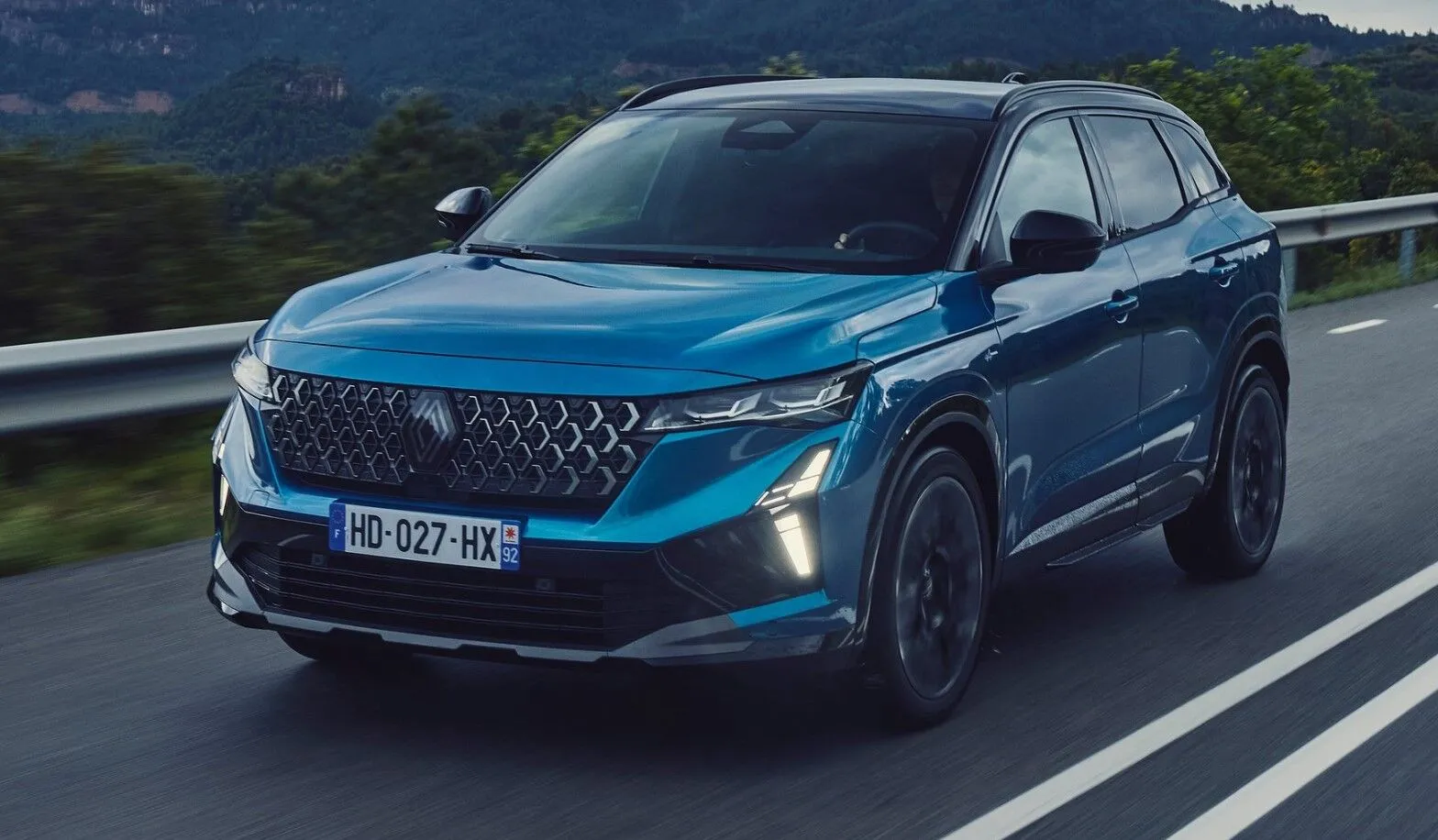 Оновлений Renault Austral показали без маскування