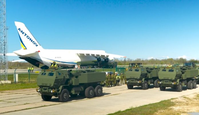 Естонія отримала перші пускові установки HIMARS