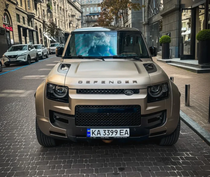 Land Rover Defender OCTA з мотором на 635 к.с. помічений у Києві