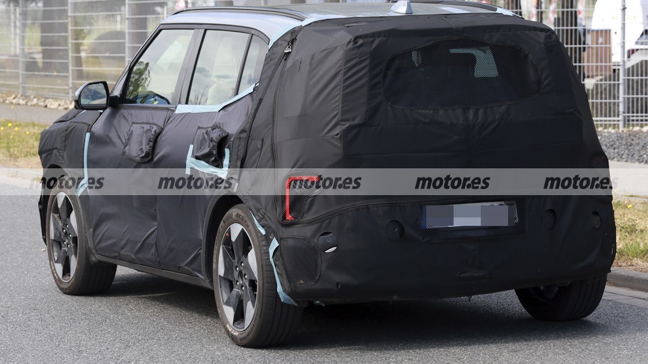 KIA EV2