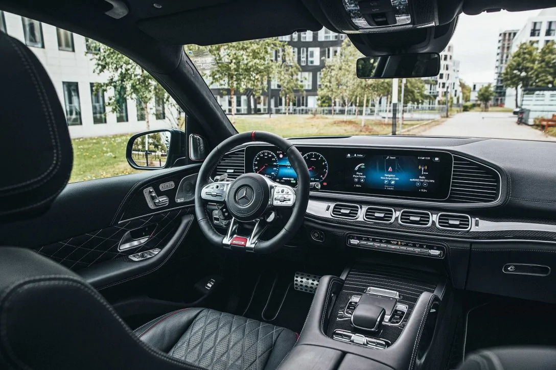У Києві зняли рідкісний Mercedes Brabus 800 на німецьких номерах