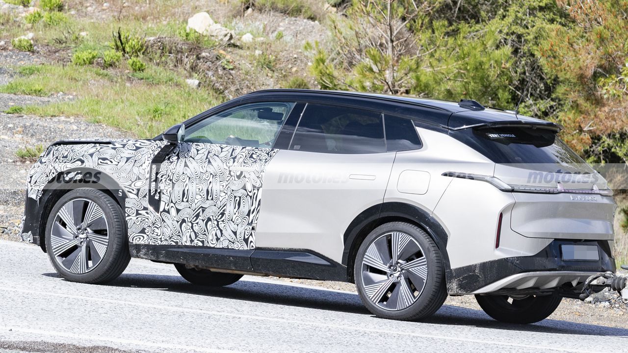 Lynk&Co 08