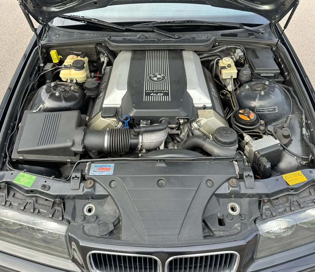 На українських дорогах помітили рідкісний BMW у тюнінгу Alpina