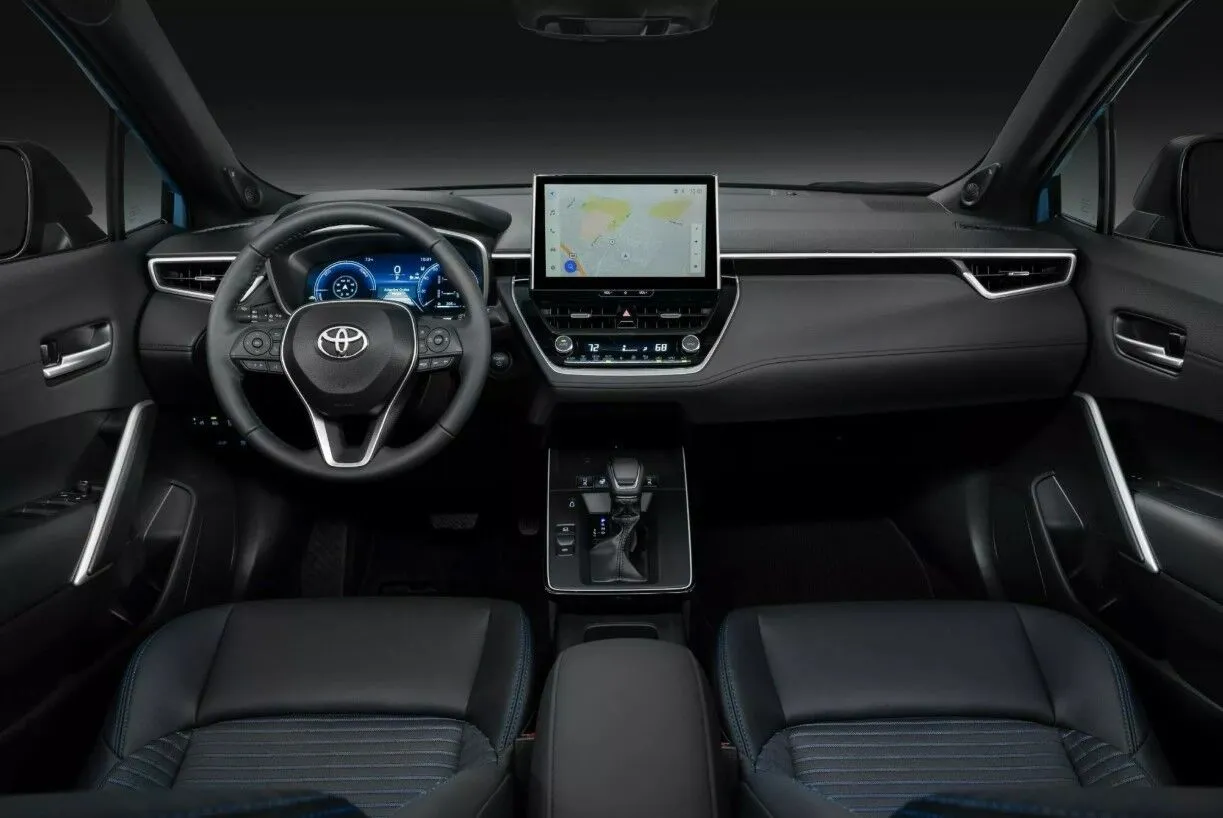 Toyota показала оновлений Corolla Cross