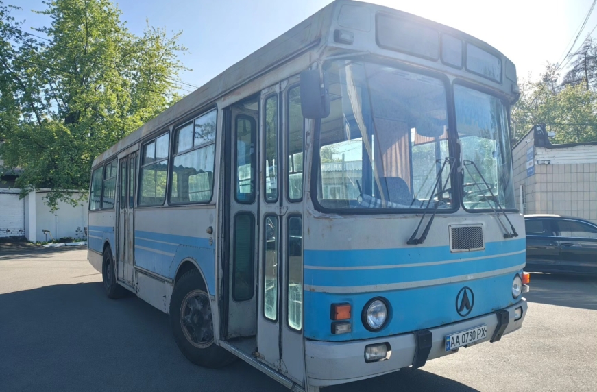 У Києві покажуть рідкісний автобус ЛАЗ