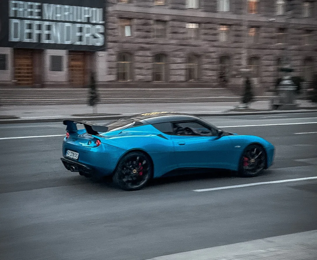 У Києві зняли рідкісний Lotus Evora з тойотівським мотором 