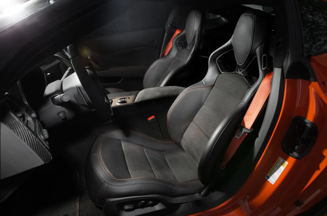 У Києві помічено єдиний в Україні Chevrolet Corvette ZR1 