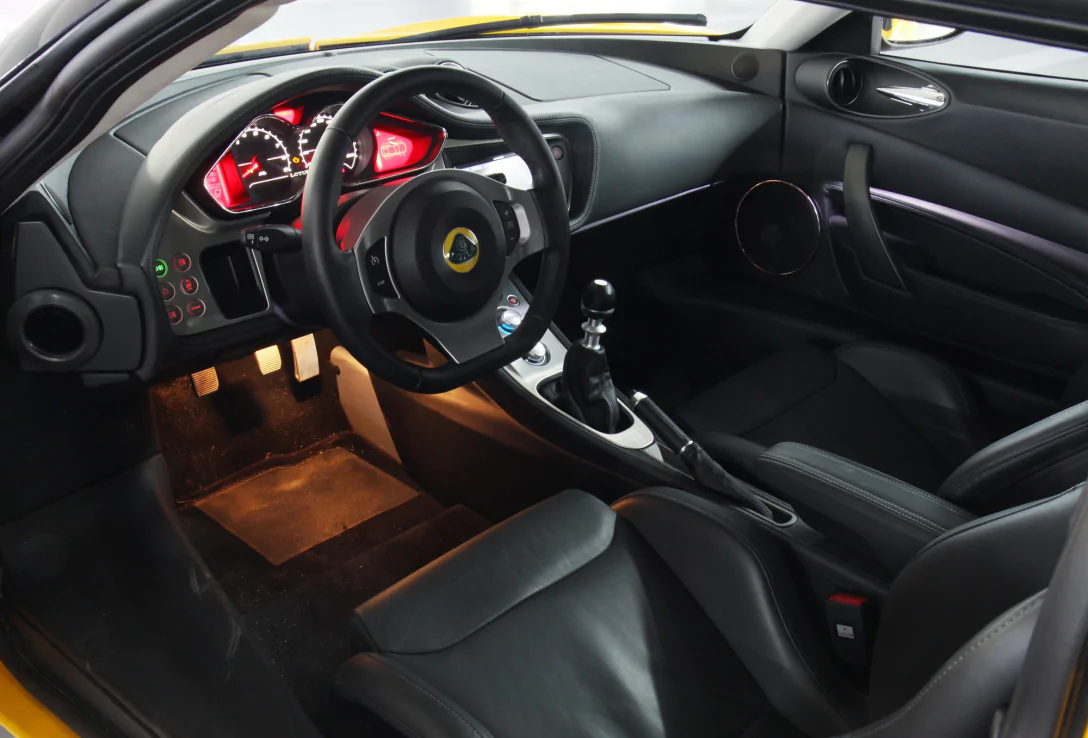 У Києві зняли рідкісний Lotus Evora з тойотівським мотором 