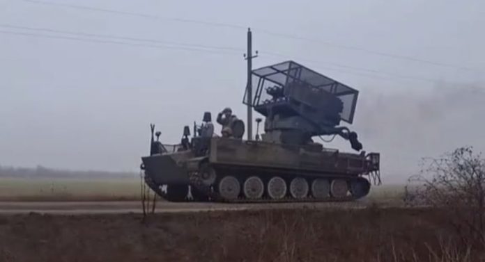 ЗСУ застосовують саморобну РСЗВ на базі МТ-ЛБ з направляючими від корабельного озброєння