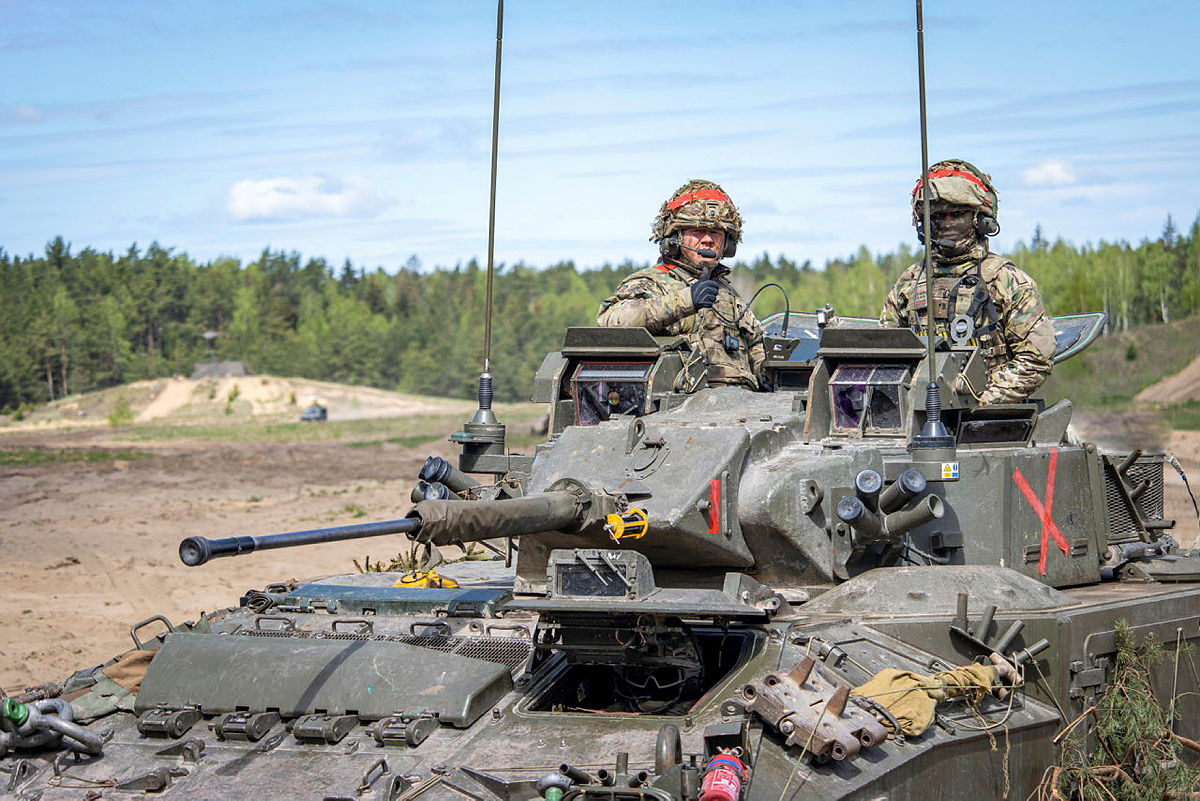 Британія може передати Україні БМП Warrior: відповідна петиція набрала потрібну кількість голосів