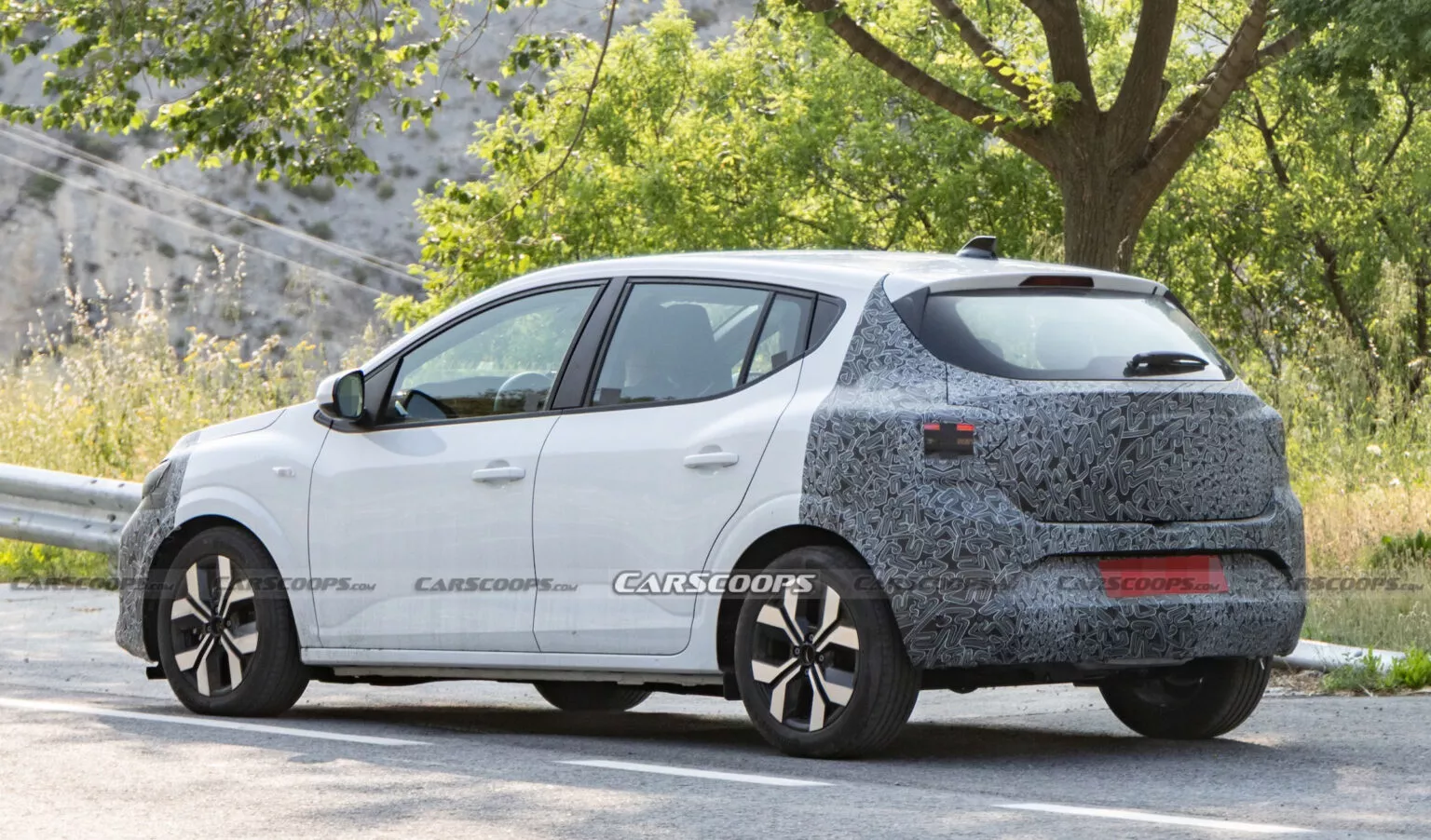 Dacia Sandero готують до чергового оновлення 