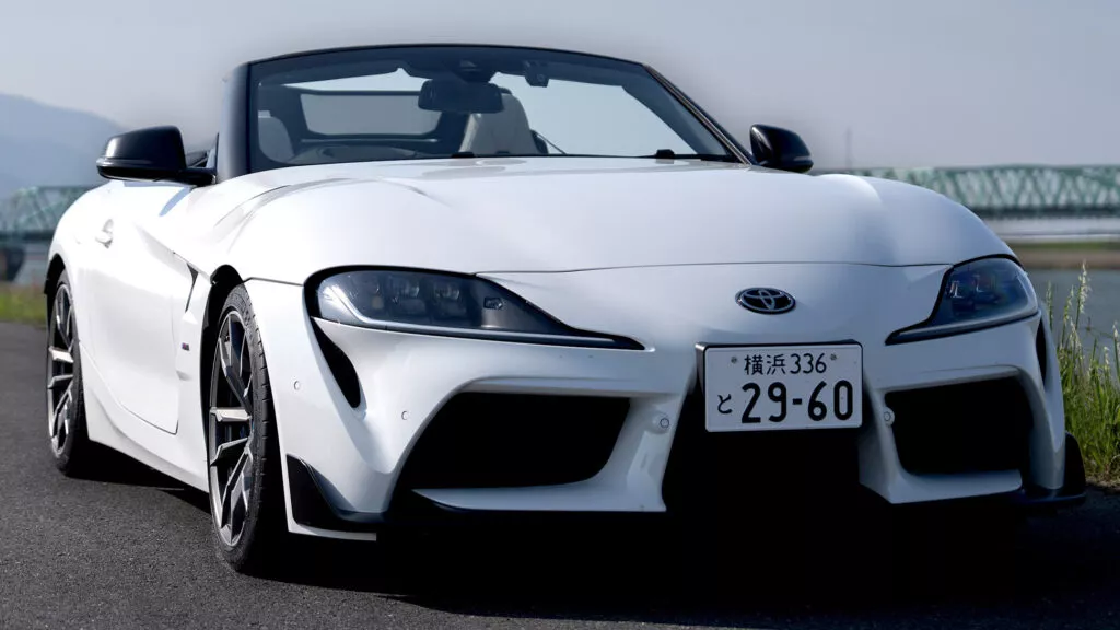 Ентузіаст поєднав BMW Z4 з Toyota Supra