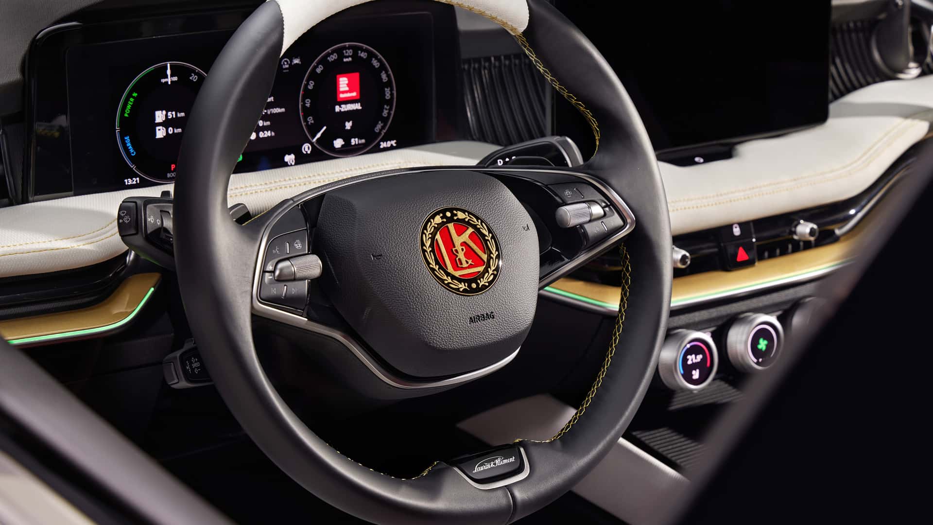 Skoda Superb L&K 130