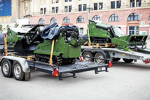 Військові Харківщини отримали нові машини розмінування 