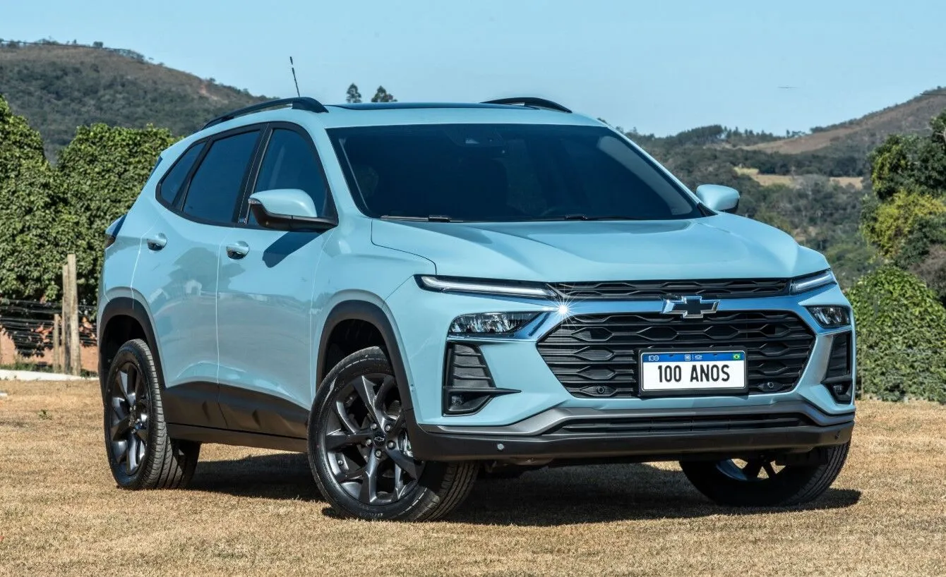 Оновлений Chevrolet Tracker 2025 можна порівняти з Renault Duster