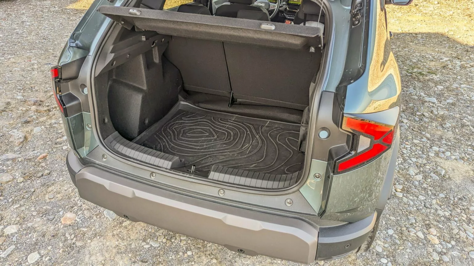 Dacia готує електричну версію Duster