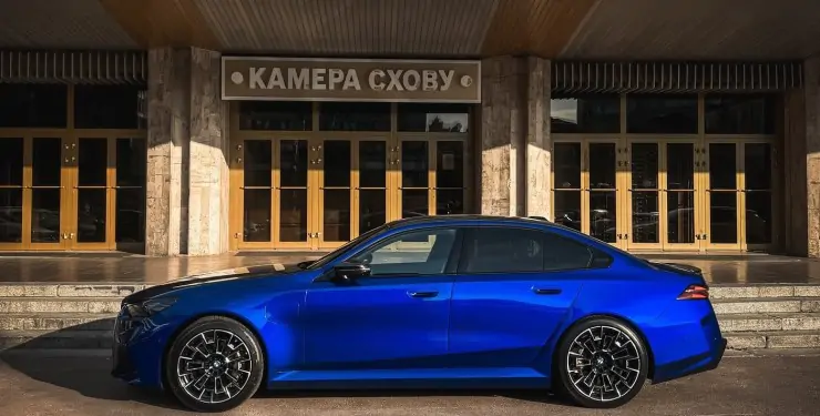 Новий BMW M5 G60 за $160 000 помічений у Києві