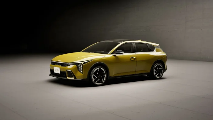 Kia K4