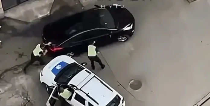 Гонитва як у GTA: у Києві водій збив патрульного